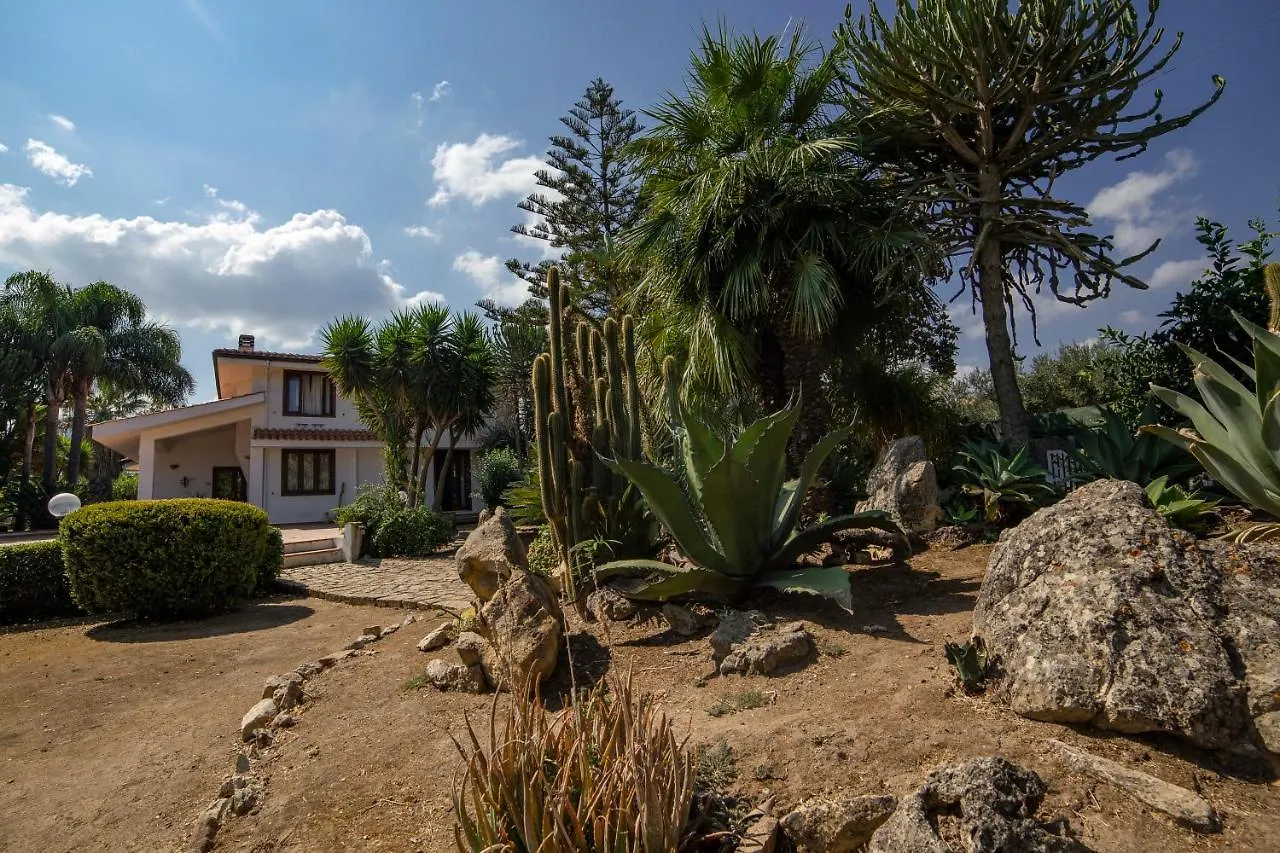 Bed and Breakfast Le Yucche Partinico 0*,